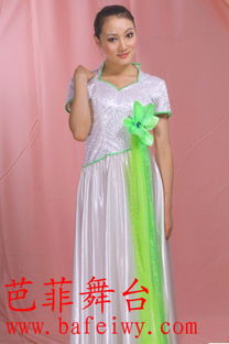 民族舞蹈服装出租高清图片赏析 芭菲舞台服装的服饰魅力