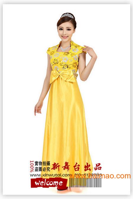 新舞台低价出租 古装、合唱服装一站式租赁解决方案